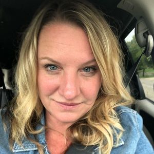 Meet your Posher, Melanie